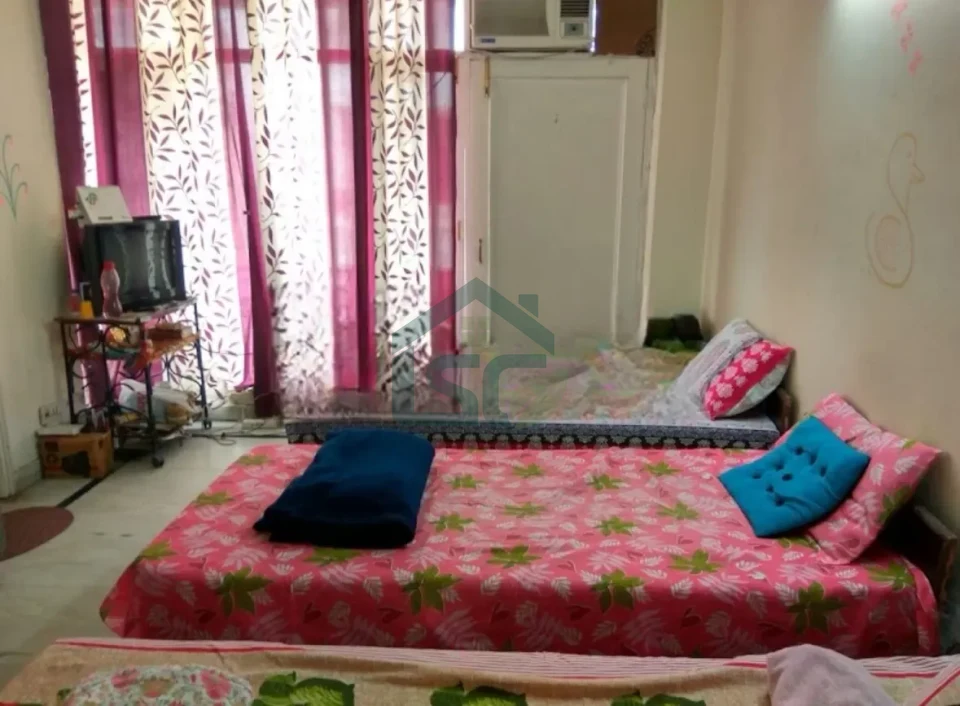 Raaj girls PG in Sector 17, Gurugram — property photo 2