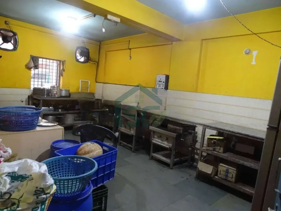 Alam Girls Hostel in Dwarka, Delhi — property photo 3