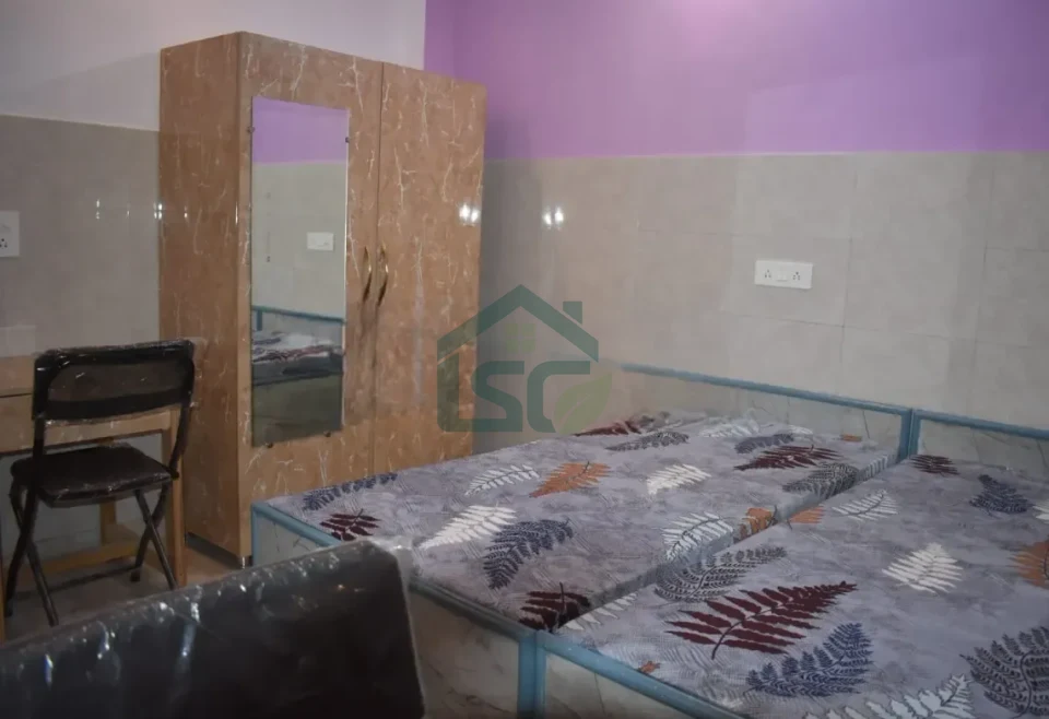 Universal homes PG in Sector 41, Noida — property photo 1