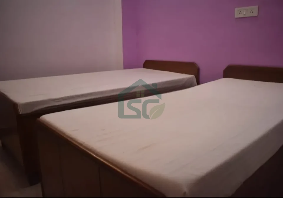 Universal homes PG in Sector 41, Noida — property photo 2