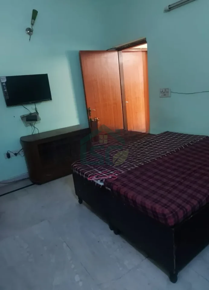 Shaurya Girls PG in Sector 26, Noida — property photo 1