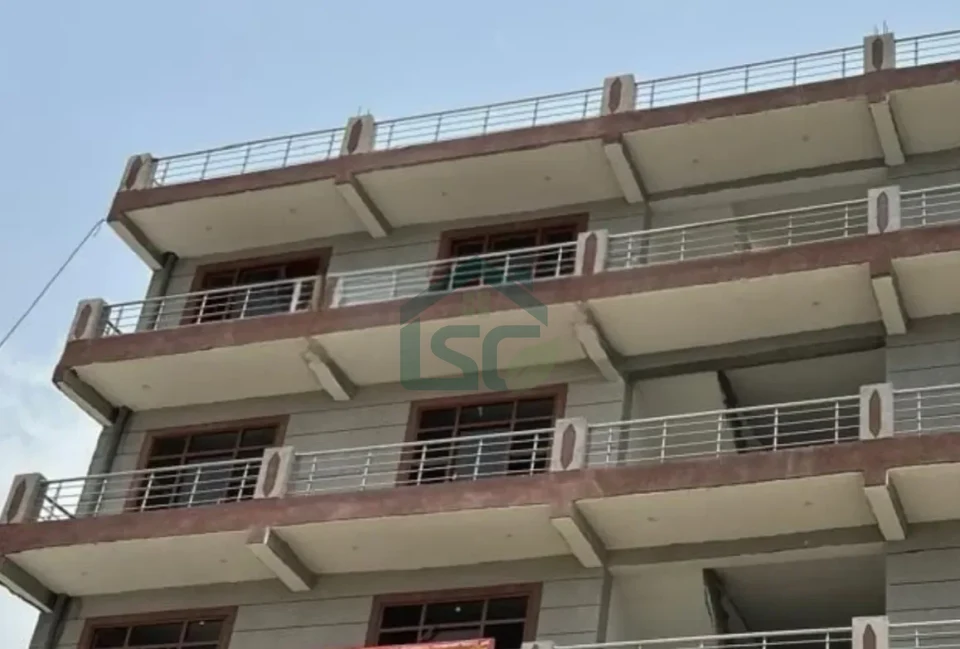 Mannat PG for girls in Sector 18, Noida — property photo 3