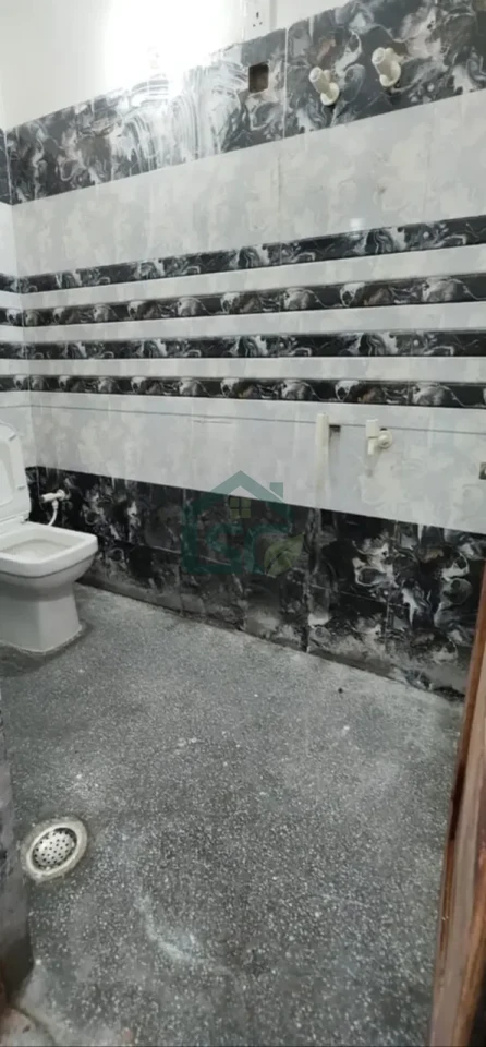 Mannat PG for girls in Sector 18, Noida — property photo 4