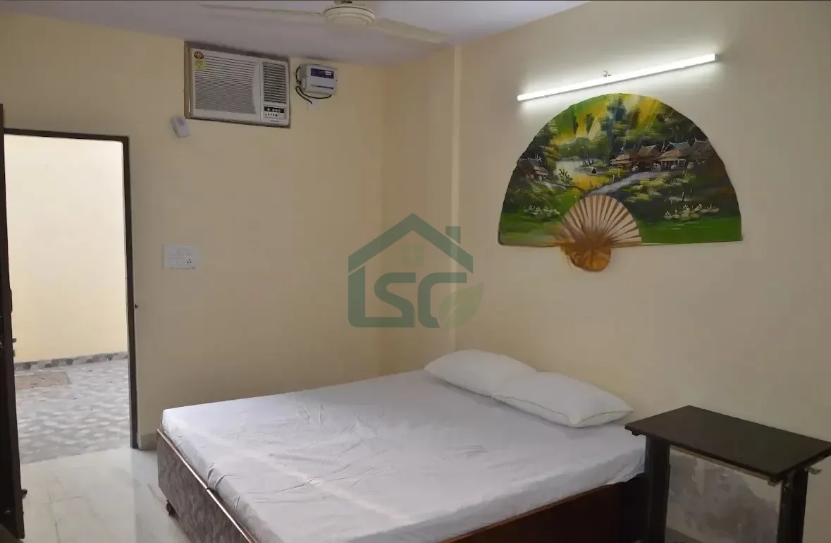 Andhra executive PG in Sector 28, Gurugram — property photo 1