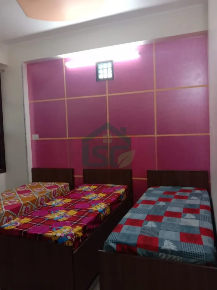 SKT Home -girls PG in Sector 62, Noida — property photo 2