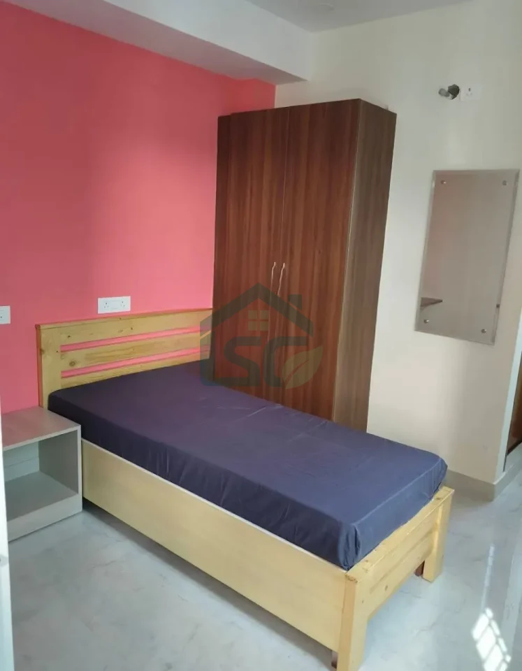SGS Elite Luxury PG For Mens in Okhla, Delhi — property photo 3
