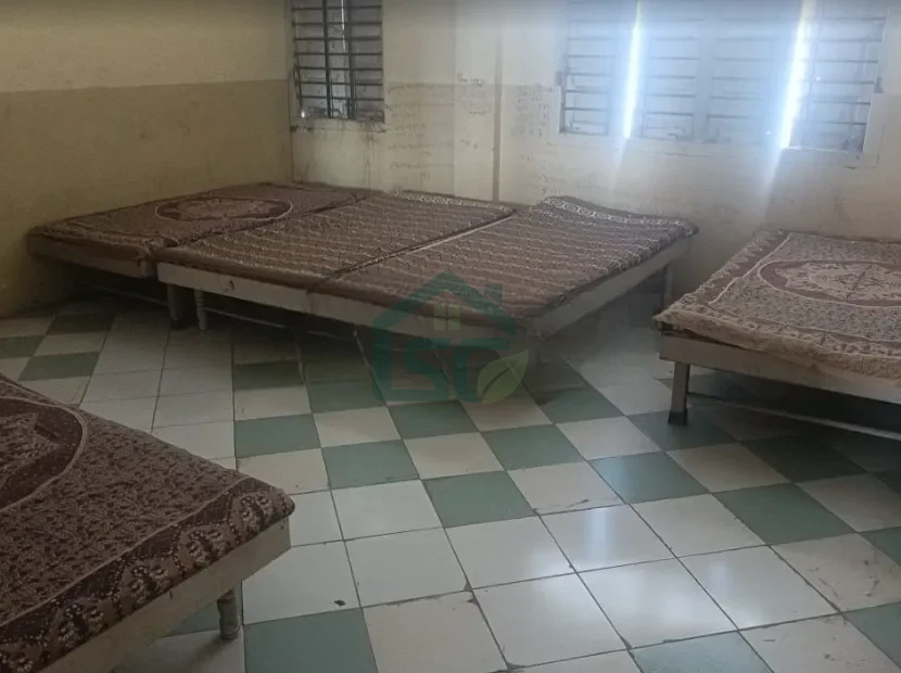 At Krishna Hostel & PG, Mandvi, Vadodara