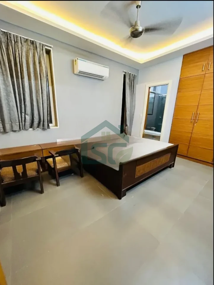 My rooms 247 girls PG (hostel) in Lajpat Nagar, Delhi — property photo 2