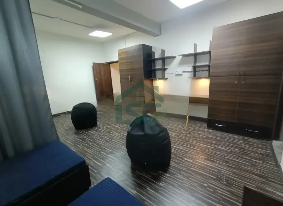 Sharma Girls Hostal in Ashok Vihar, Delhi — property photo 4