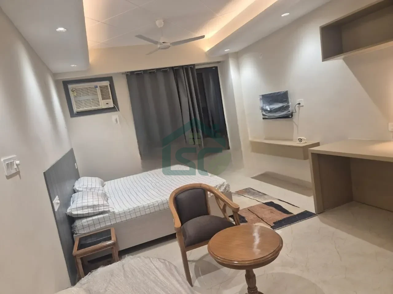 Rama Rooms in Sector 21, Gurugram — property photo 1
