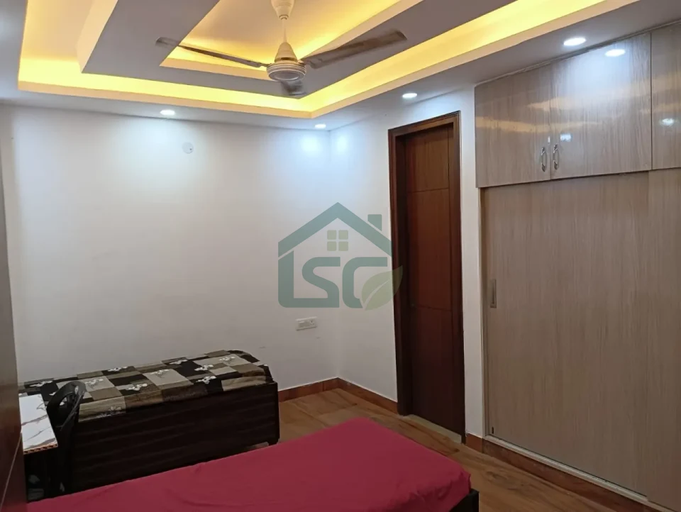 suresh PG boys in South Extension I, Delhi — property photo 4