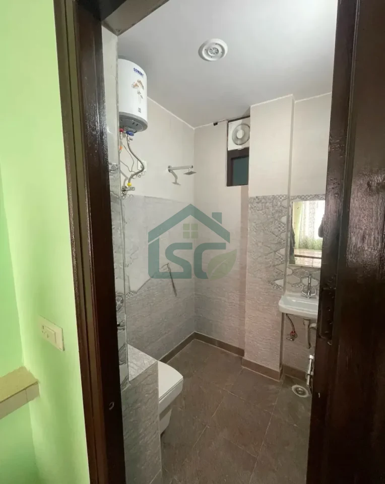 Sharmas PG in Jhilmil Colony, Delhi — property photo 5
