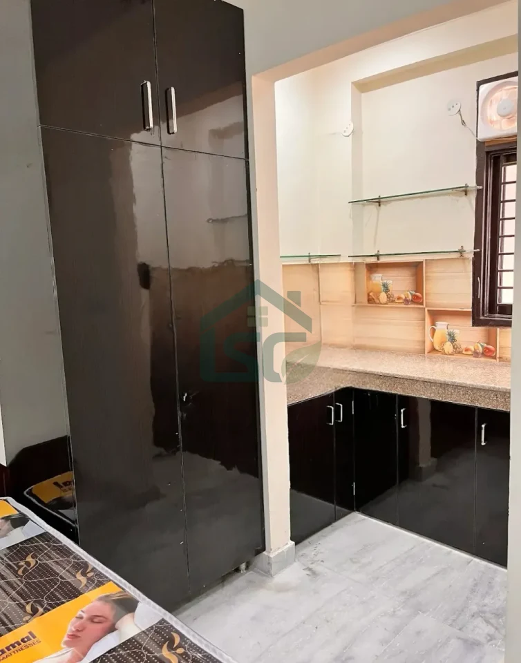 Guru Ji PG in Hastsal, Delhi — property photo 5