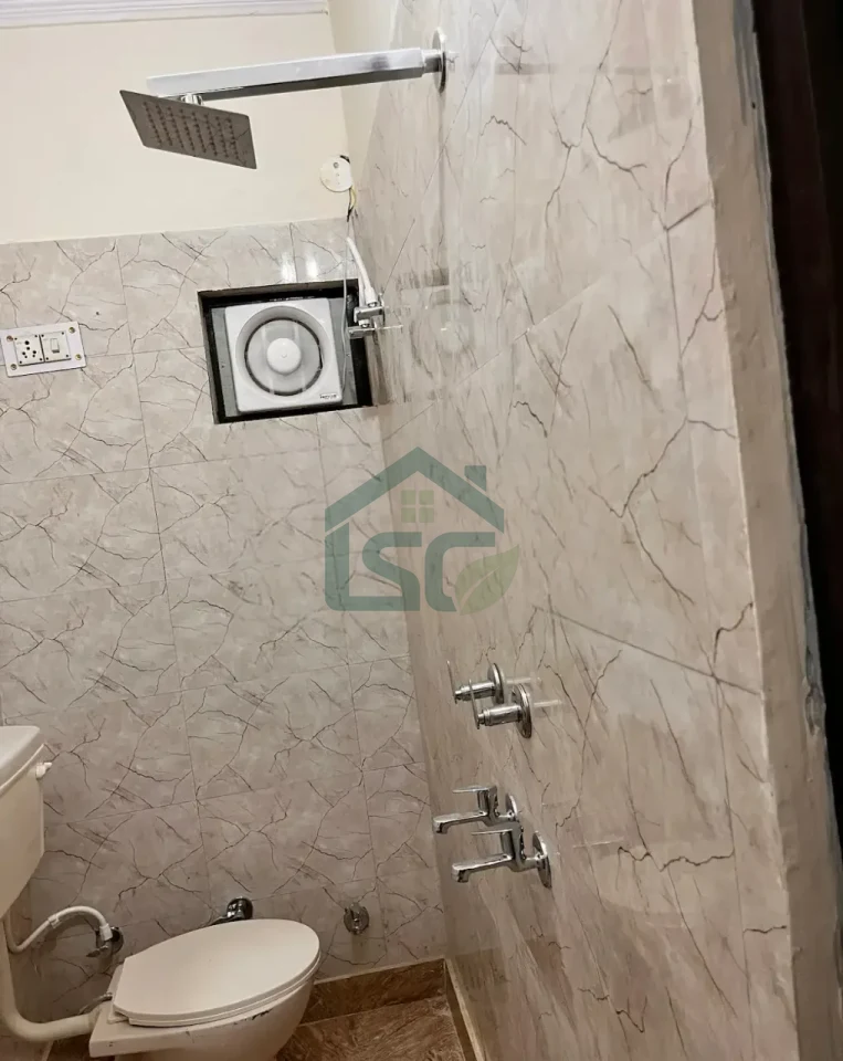 Guru Ji PG in Hastsal, Delhi — property photo 3