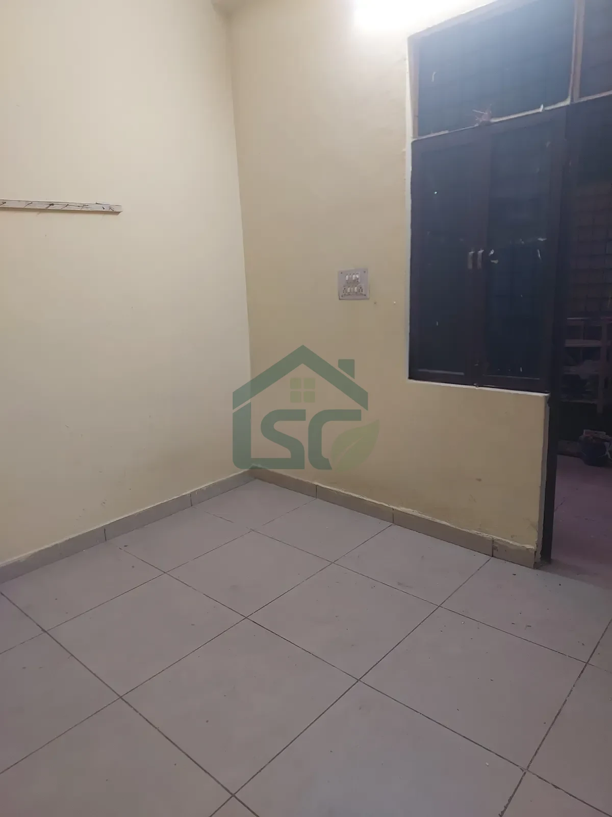 Rajesh Room For Rent in Imt Manesar, Gurugram — property photo 1