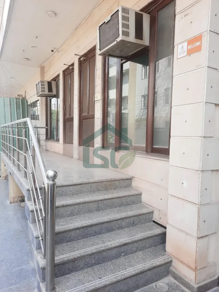 Ayansh Girls PG in Sector 46, Gurugram — property photo 4