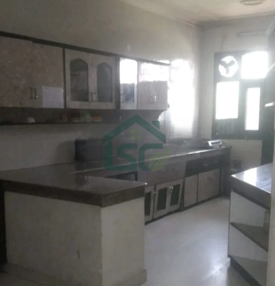 Photo 2 of Makkar PG For Girls & Boys, Sector 34, Chandigarh