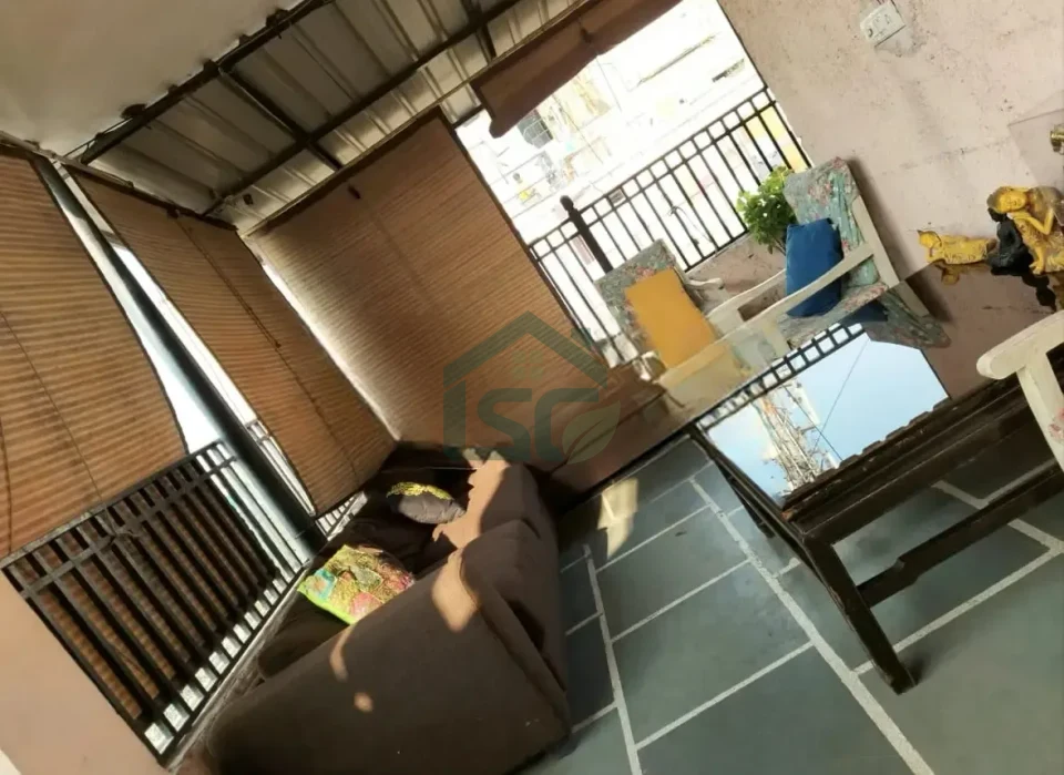 PG Lives in Lajpat Nagar, Delhi — property photo 4