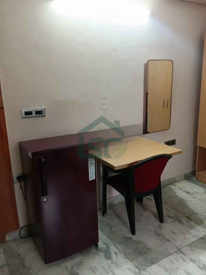 1bhk In Sector 38 Gurugram in Sector 38, Gurugram — property photo 2