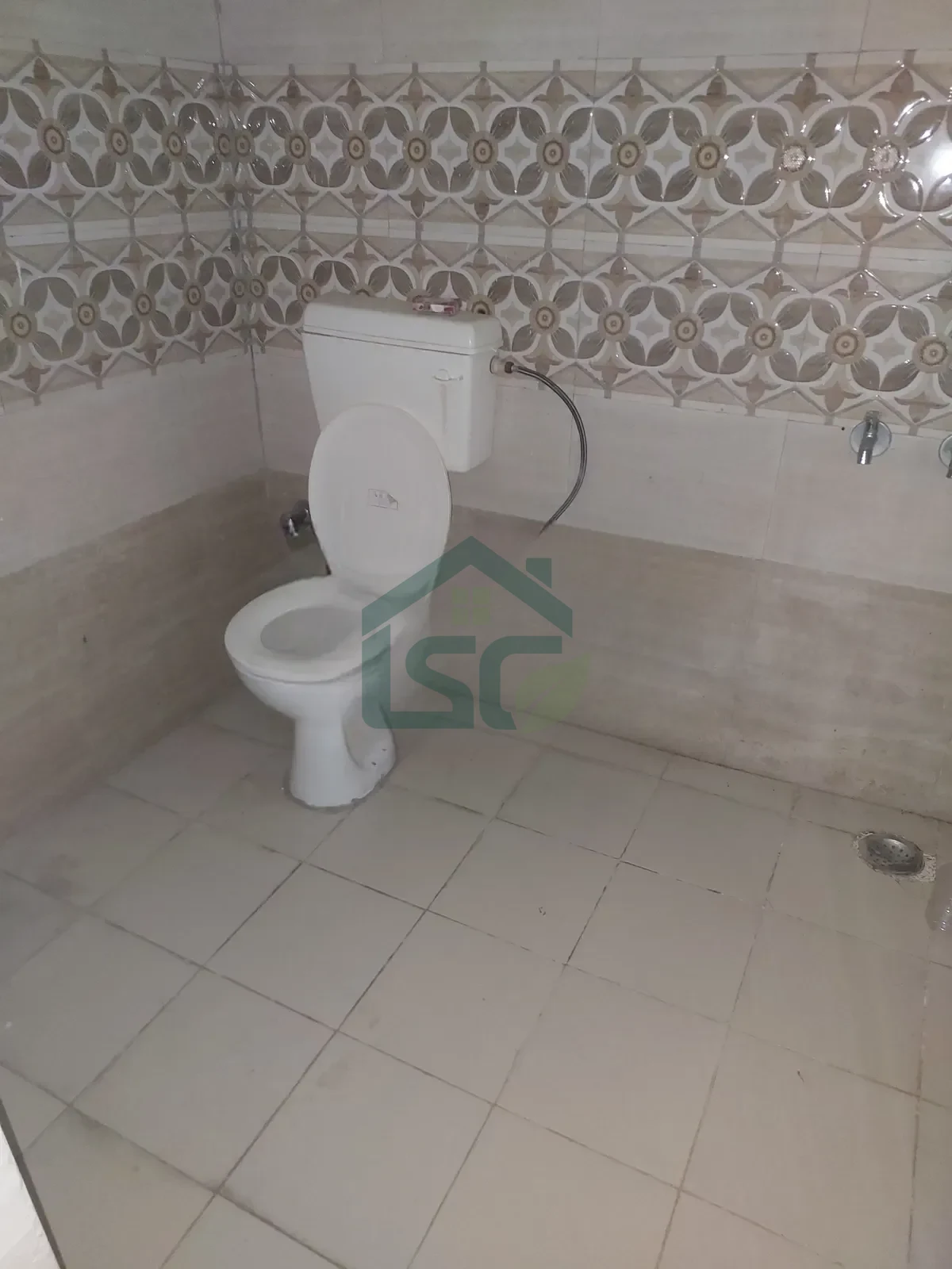 Shree Anad Niwas in Sector 66, Gurugram — property photo 1