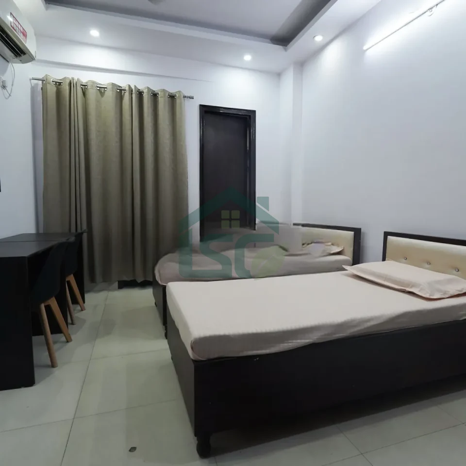 The Home care living girls PG in Sector 126, Noida — property photo 3