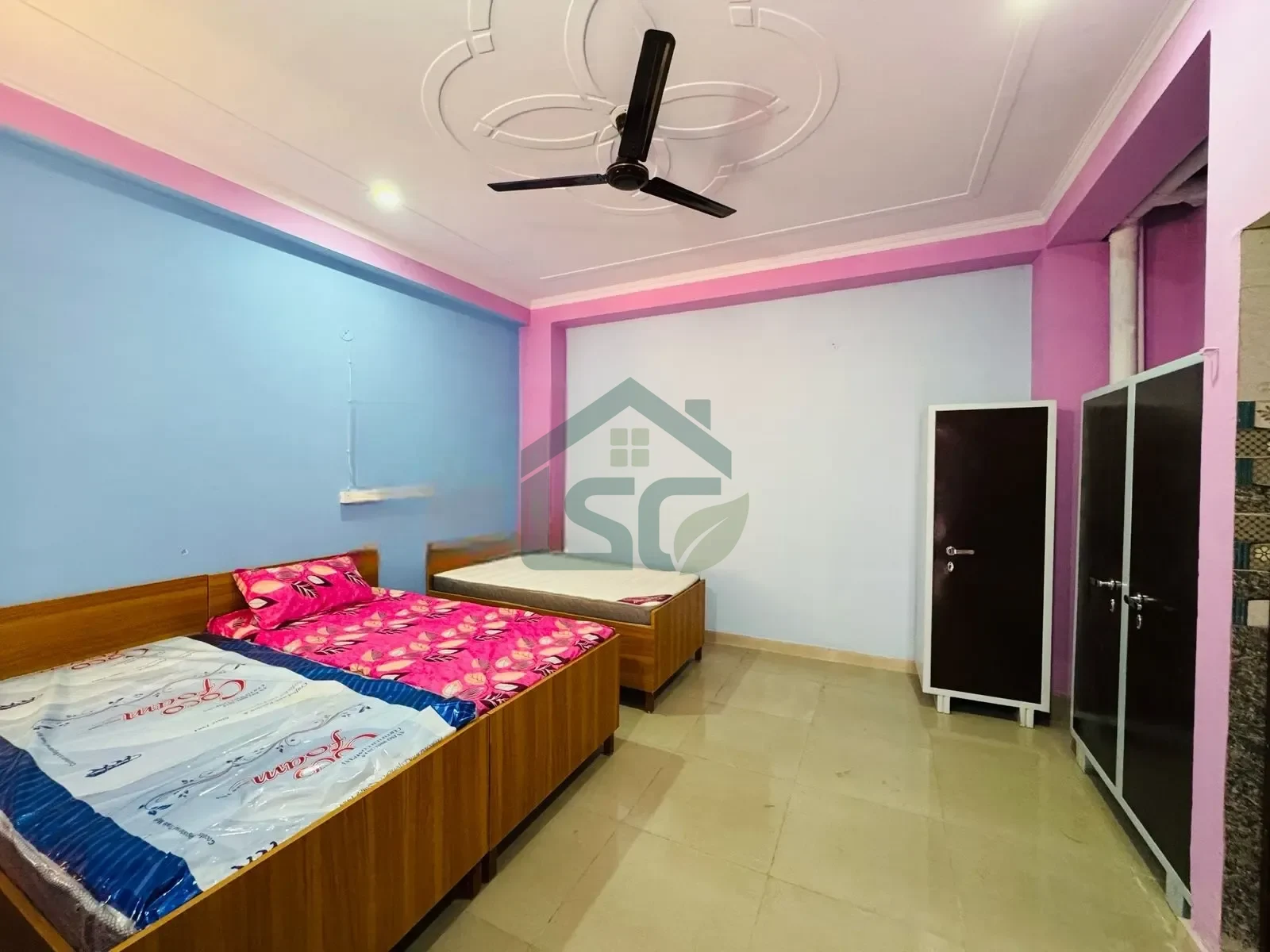 Shree Jaharveer Girls PG in Sector 33, Gurugram — property photo 1