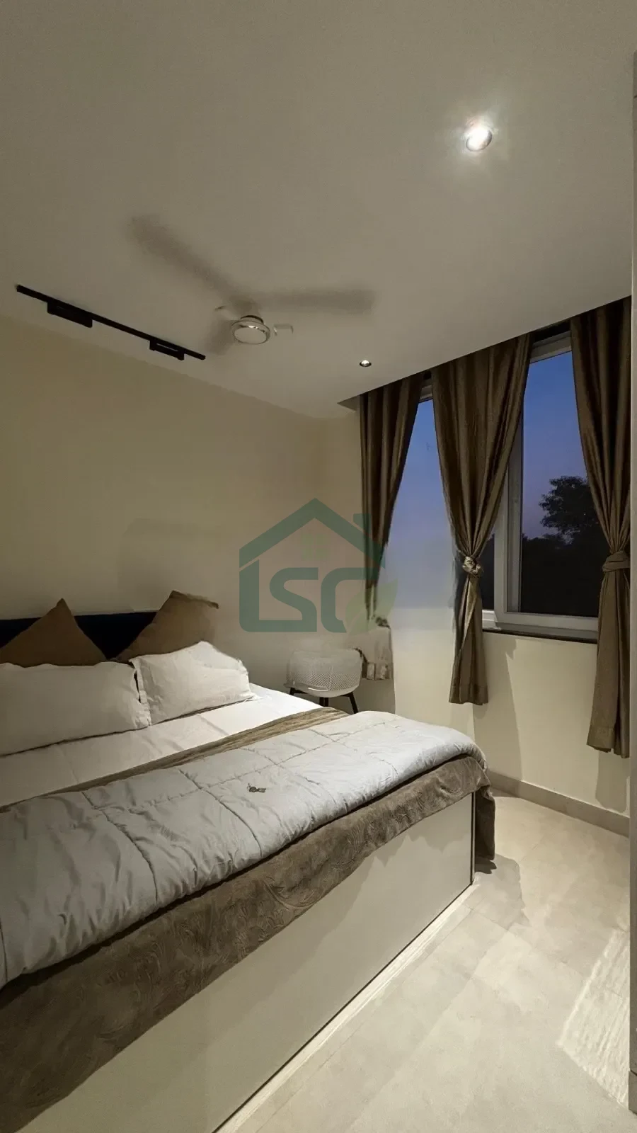 Akash Homes in Sector 57, Gurugram — property photo 1