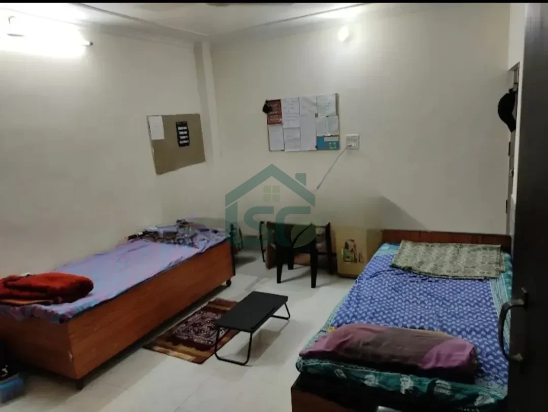 Chetan PG in Ghitorni, Delhi — property photo 1