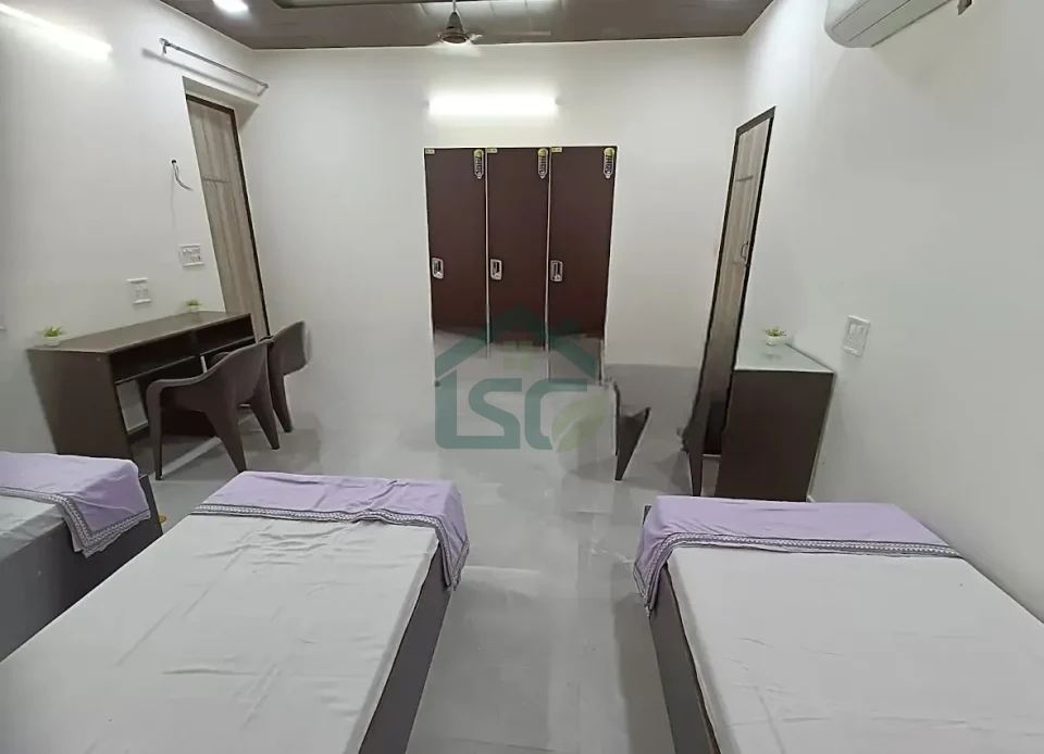 Shri Hans PG in Nawada, Delhi — property photo 2