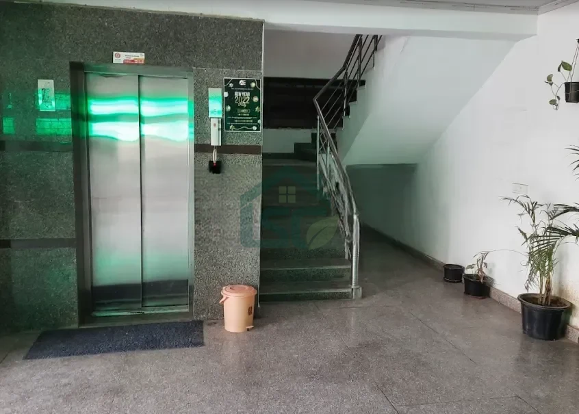 Andhara Prince PG in Sector 62, Noida — property photo 5
