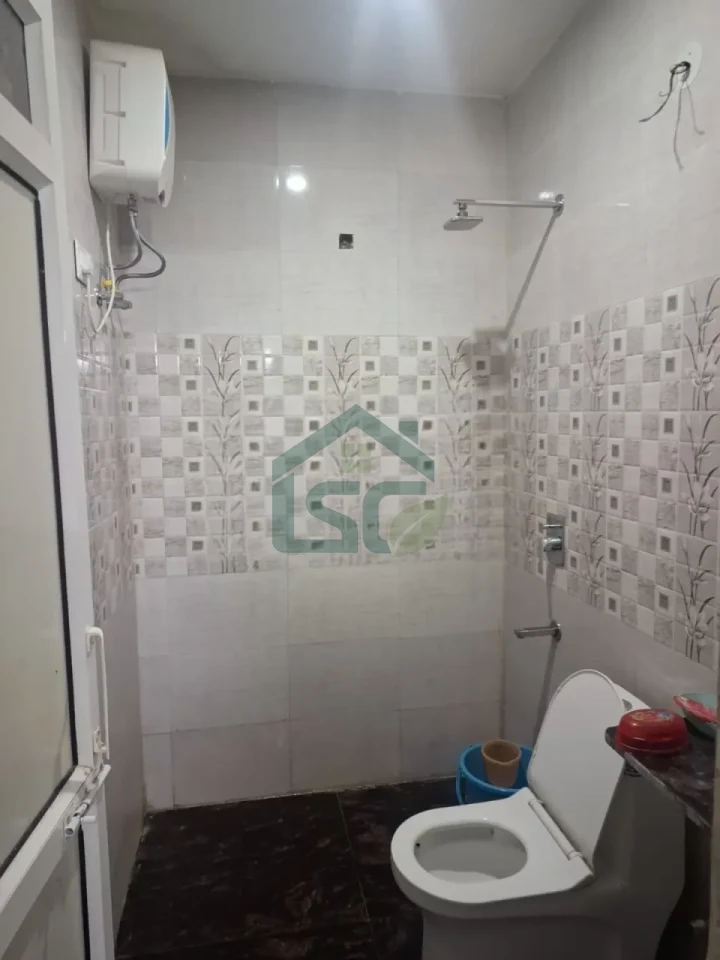 Andhara Prince PG in Sector 62, Noida — property photo 2