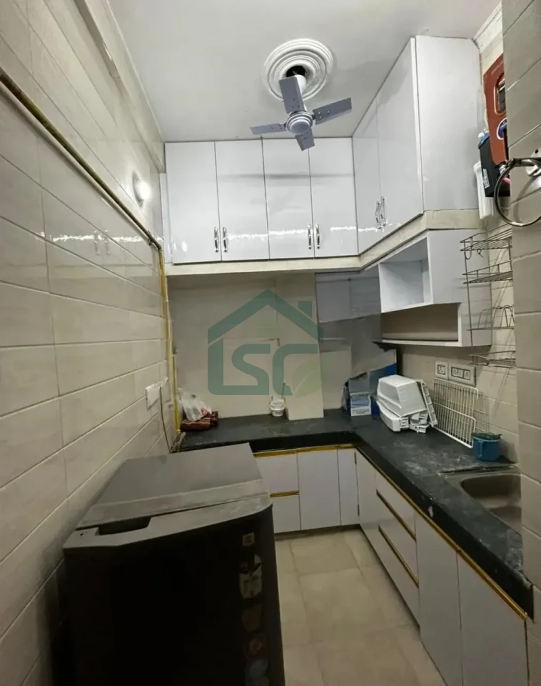 Jain PG in Jhilmil Colony, Delhi — property photo 3