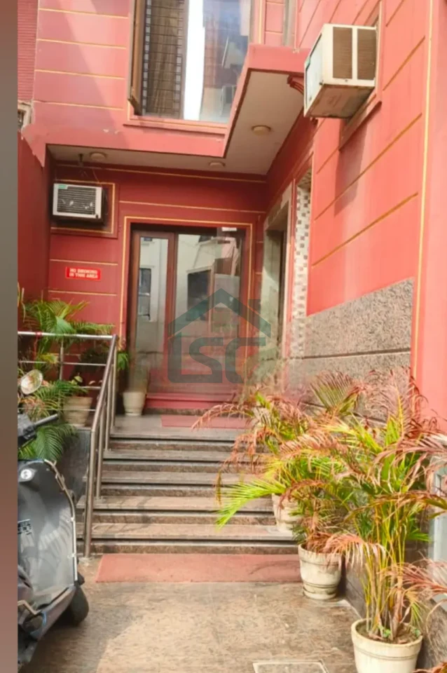 Ganesh PG in Sector 63, Noida — property photo 3