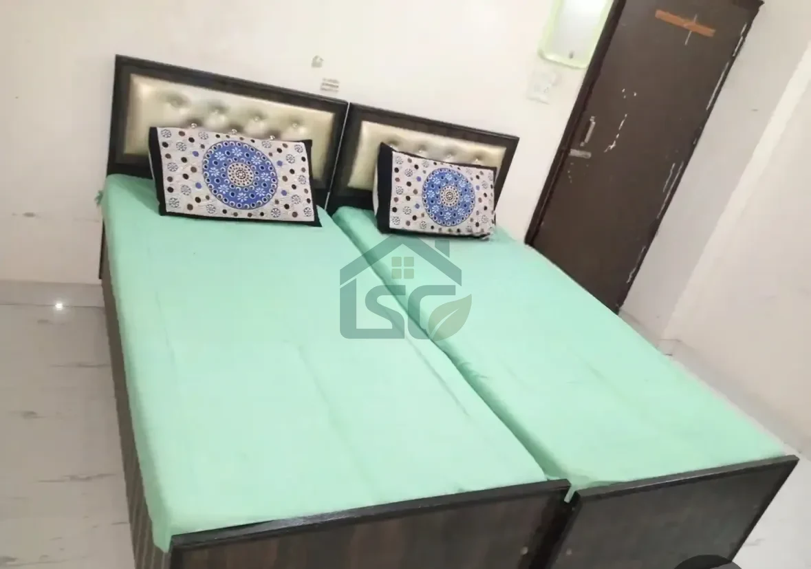 Taj PG in Sector 70, Noida — property photo 1