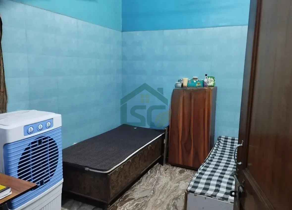 Maan Girls Hostal in Alipur, Delhi — property photo 1
