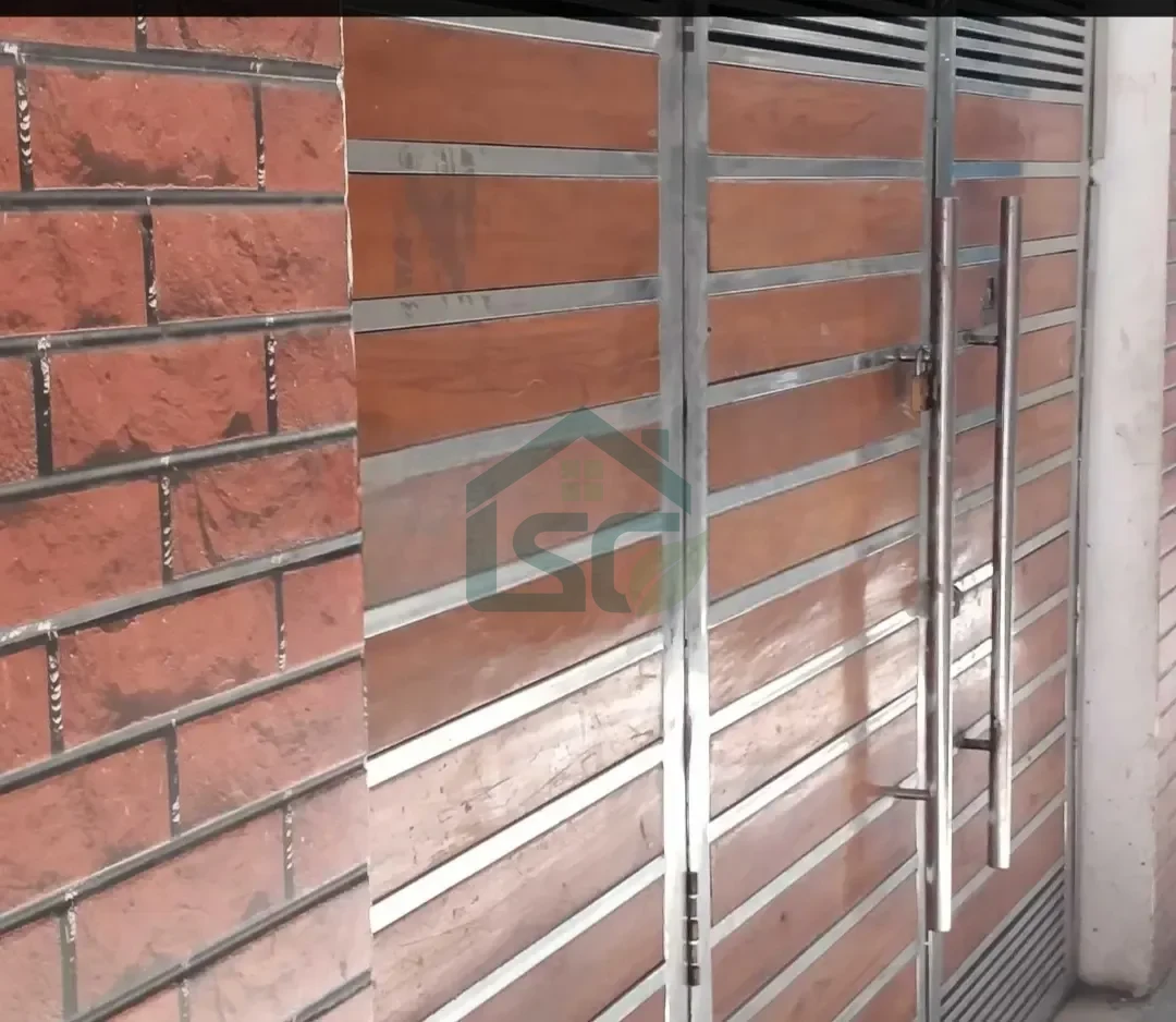 Shah ji da PG in Kalkaji, Delhi — property photo 1