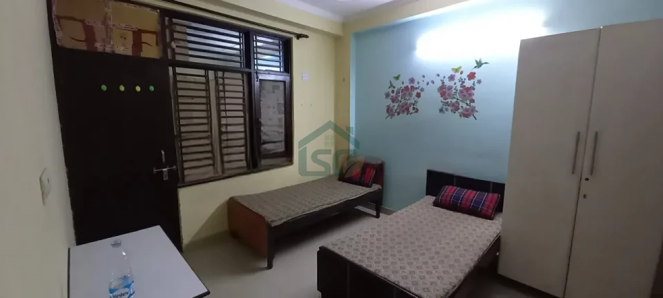Golf Link PG in Kakrola, Delhi — property photo 1