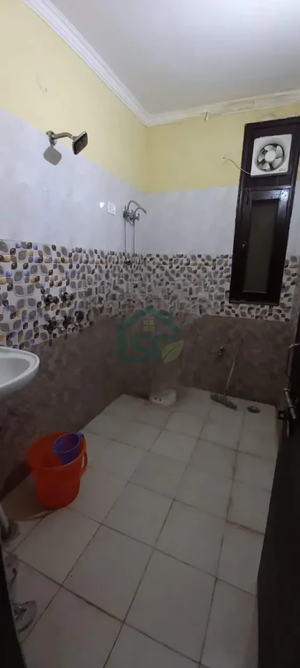 Golf Link PG in Kakrola, Delhi — property photo 3