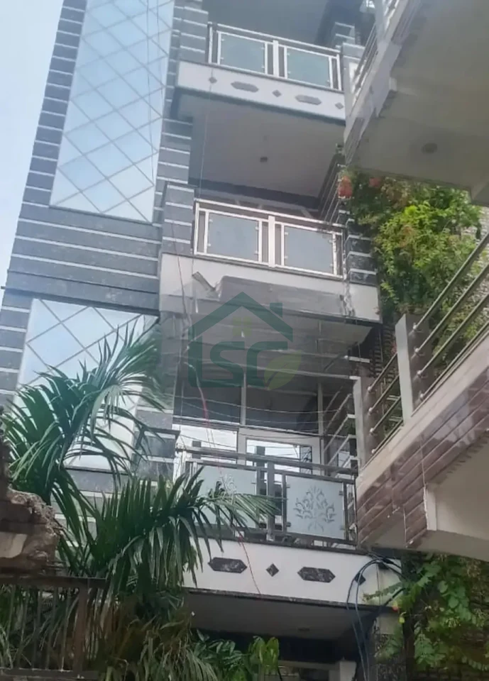 Batra Girls PG in Kadipur Village, Delhi — property photo 2