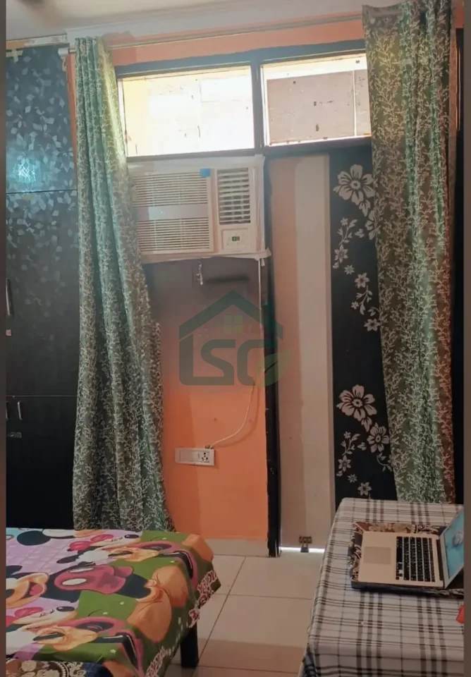 Independent PG FOR Boys in Nawada, Delhi — property photo 3
