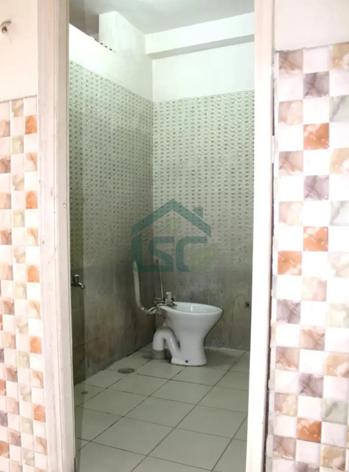 Rent For Only Boys in Shakarpur, Delhi — property photo 5