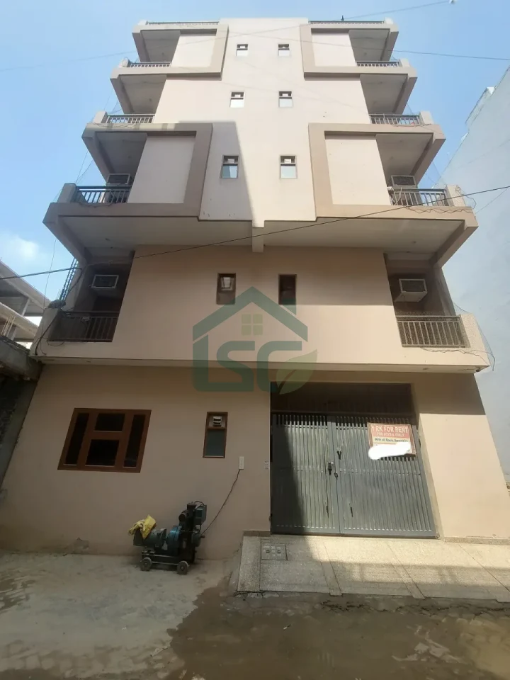 Ankit Room For Rent in Sector 69, Gurugram — property photo 2