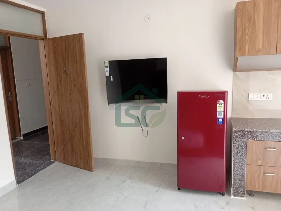 Deepak PG For Boys & Girls in Sector 20, Gurugram — property photo 2