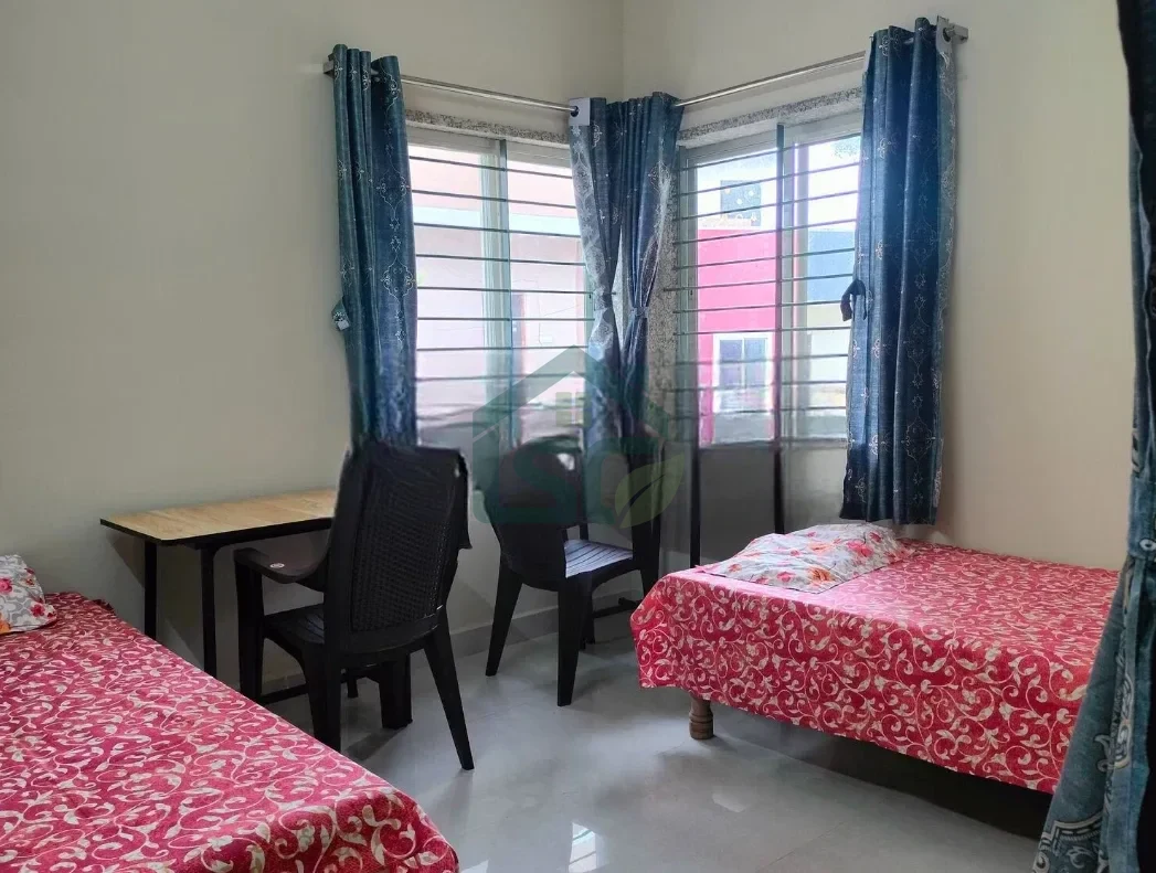 At Vaidehi Girls PG, Patel Nagar, Bhopal