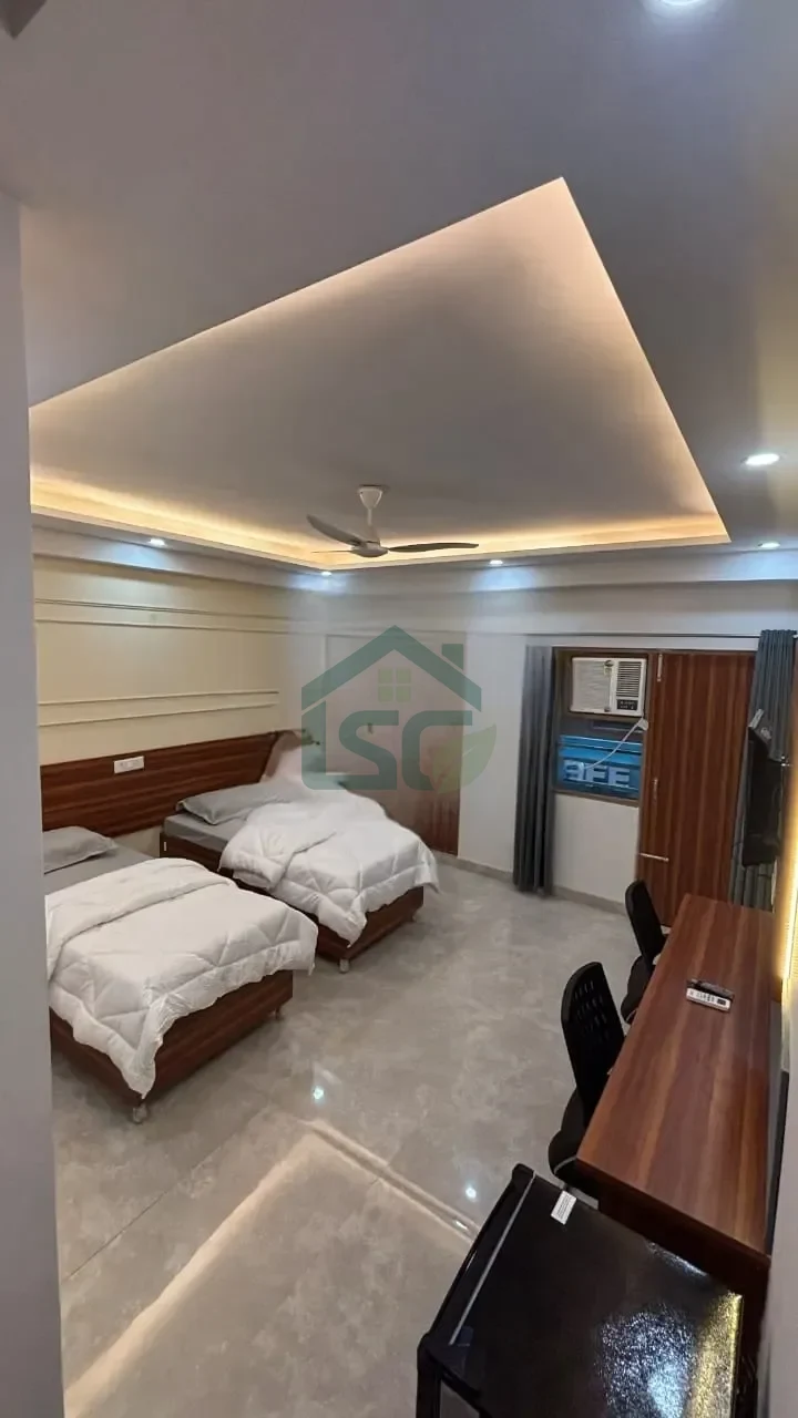 Baba Hariram living Girls PG in Sector 126, Noida — property photo 1