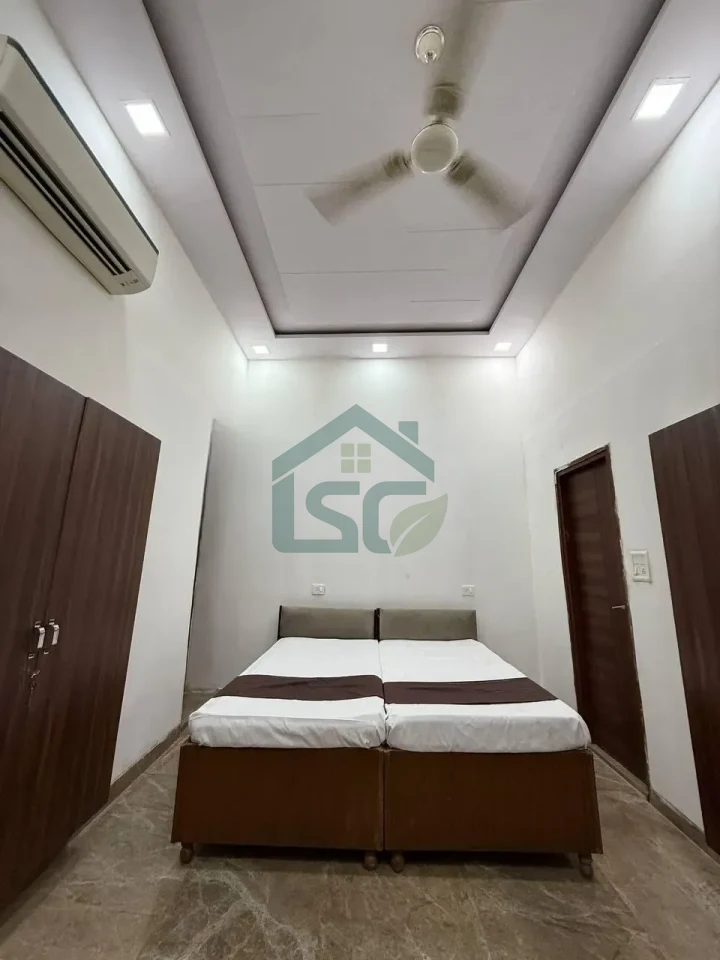 DU INN Krishna Bhawan in Roop Nagar, Delhi — property photo 1