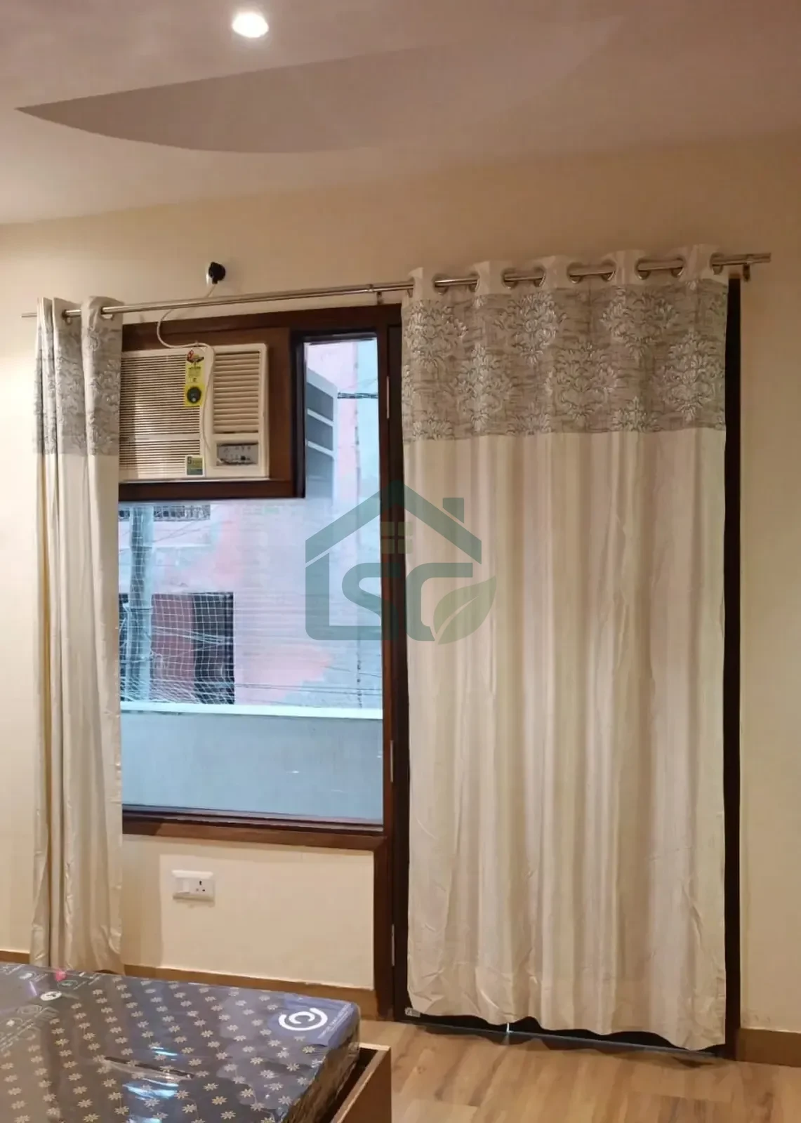 Paper Pencil PG For Girls and Working Women in East in Shahdara, Delhi — property photo 1