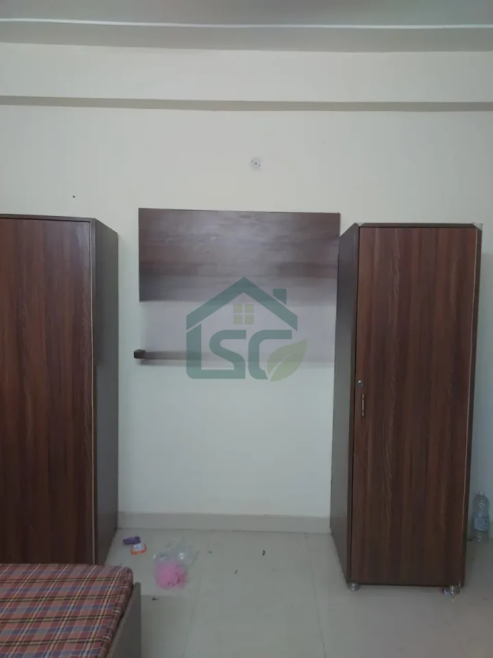 Raman Room For Rent in Sector 69, Gurugram — property photo 3