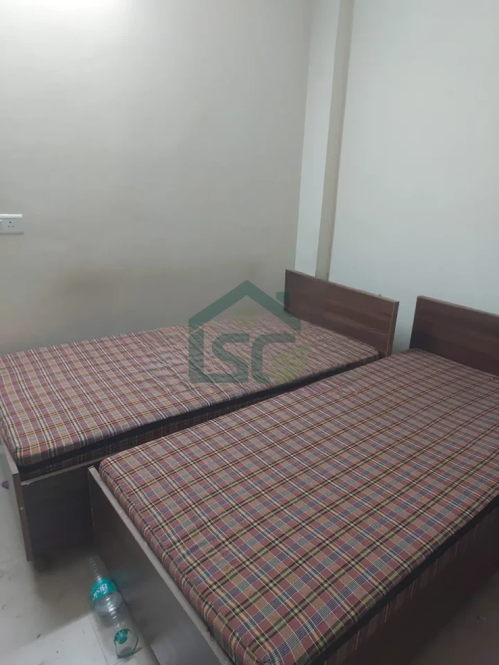 Raman Room For Rent in Sector 69, Gurugram — property photo 5
