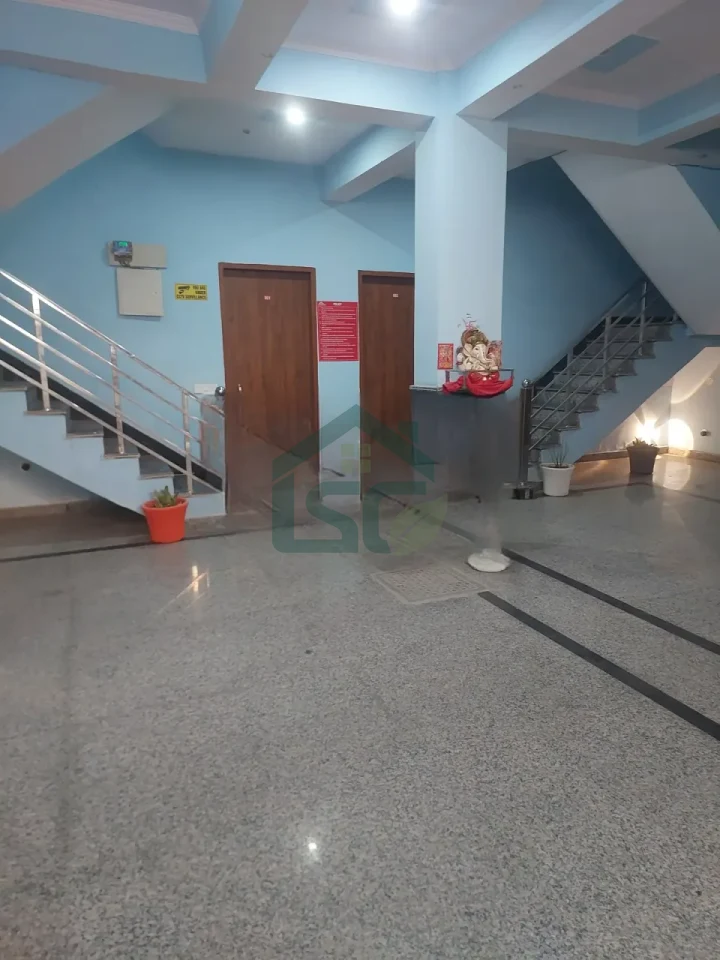 Naseem Room For Rent in Sector 33, Gurugram — property photo 2